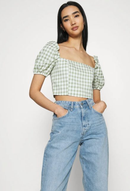 With light blue high-waisted loose jeans