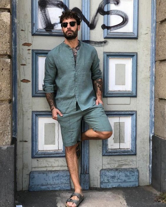 if you don't know what to wear, choose a ready set like here   a green linen shirt and shorts plus grey birkenstocks