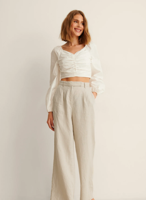 With white puff sleeved crop blouse