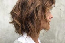a layered bob with subtle short layers, waves and a bit of balayage has a lot of natural volume and wows