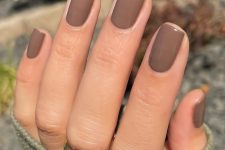 25 taupe nails are a fresh take on neutrals, and this elegant color is always a great idea, feel free to rocj them this fall