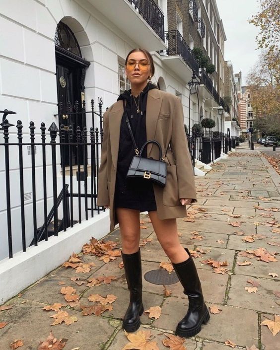 a black mini hoodie dress, an oversized beige blazer, black knee chunky boots, a black bag for this fall
