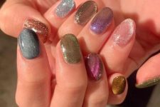 mismatching velvet nails done in various shades look spectacular and add interest to your fall look