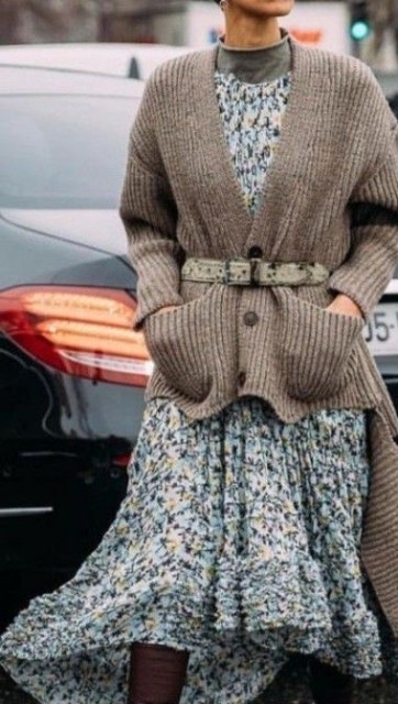 With gray cardigan and printed belt