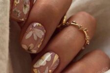 27 nude nails with wihte flower stickers and gold foil are amazing for rocking them in spring and summer