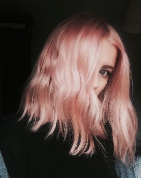 shoulder-length wavy peachy rose hair with slight waves is a lovely idea for this spring