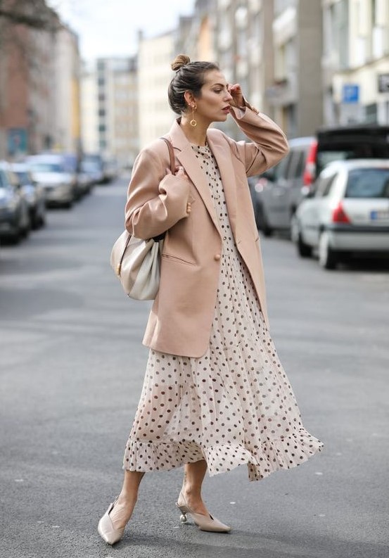 a beautiful pastel look with a polka dot midi dress, an oversized blush blazer, neutral shoes and a bag
