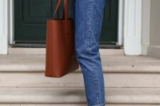 04 a white shirt, blue cropped jeans, black slingbacks and a brown tote bag for an everyday look or a relaxed work outfit