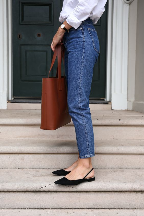 a white shirt, blue cropped jeans, black slingbacks and a brown tote bag for an everyday look or a relaxed work outfit