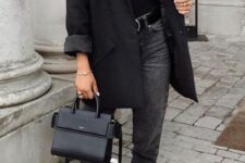 16 a black t-shirt, oversized blazer, bag, grey jeans, a black belt and white sneakers are a great spring work look