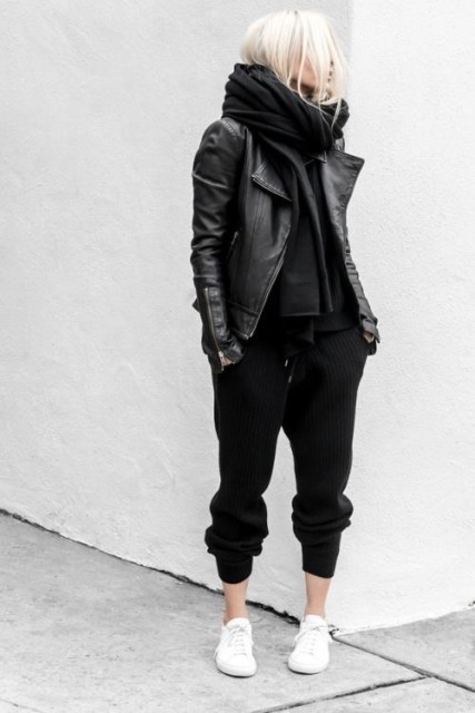 With black loose shirt, black oversized scarf and white sneakers