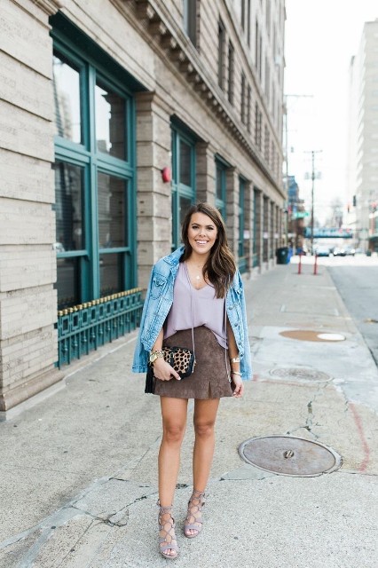 With lilac loose top, leopard printed clutch and light gray suede lace up shoes