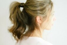 23 a high ponytail with waves and a bit of volume is a good idea for a bad hair day and you can give more volume to it using dry shampoo