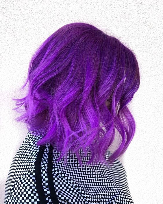 a super bold wavy long bob with an ombre effect is a stylish and cool solution with plenty of color