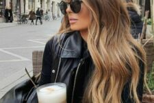 light brunette hair with caramel and honey bronde highlights including a money piece looks very chic and beautiful