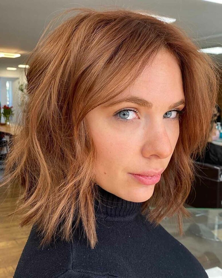 a ginger mid-length chop with internal layers for fine hair is a cool idea that is low-maintenance and fun