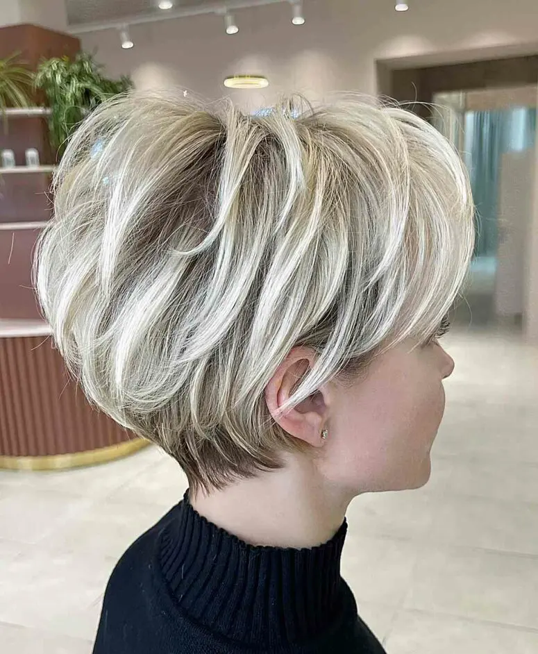 29 Layered Pixie Haircuts To Try Right Now - Styleoholic