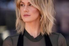 a long blonde shaggy bob with a darker root and some waves is a messy and chic idea for a modern look