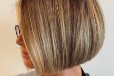 a stylish voluminous bronde bob with a lot of volume is a catchy and chic idea, it looks cool and up-to-date
