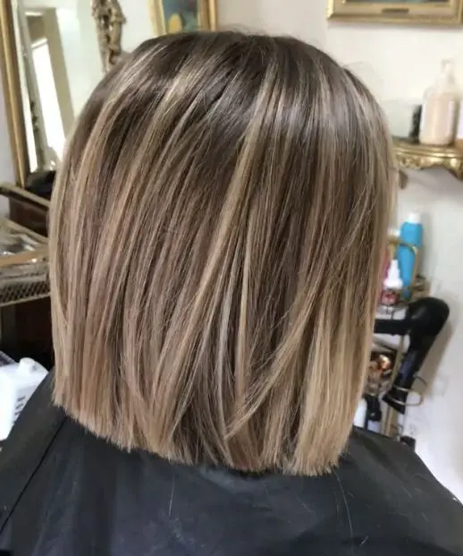 an elegant long straight bronde bob with a lot of volume is a catchy and chic idea, it looks inspiring