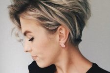 a cool long pixie with blonde balayage and a darker root is a very stylish and chic idea to rock