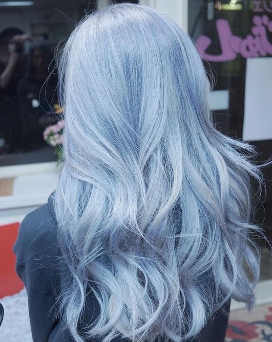 gorgeous long pastel blue hair with a bit of waves is a dreamy idea for anyone, it's a chic and beautiful solution