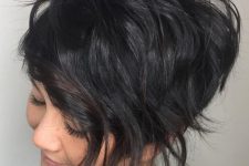 long and textural pixie cut with messy wavesand a cool voluminous look is a cool solution and a modern and fresh idea