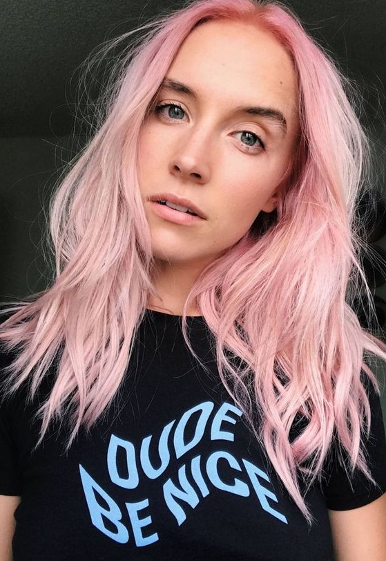 long pastel pink hair with layers is a lovely idea for a modern and fresh look, it's cute and chic