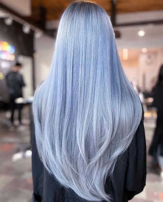 long straight pastel blue hair looks absolutely perfect and beautiful, it will catch all the eyes