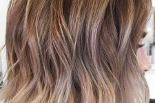 18 a lovely and catchy midi bronde bob with caramel highlights and bleached ends plus waves is super up-to-date