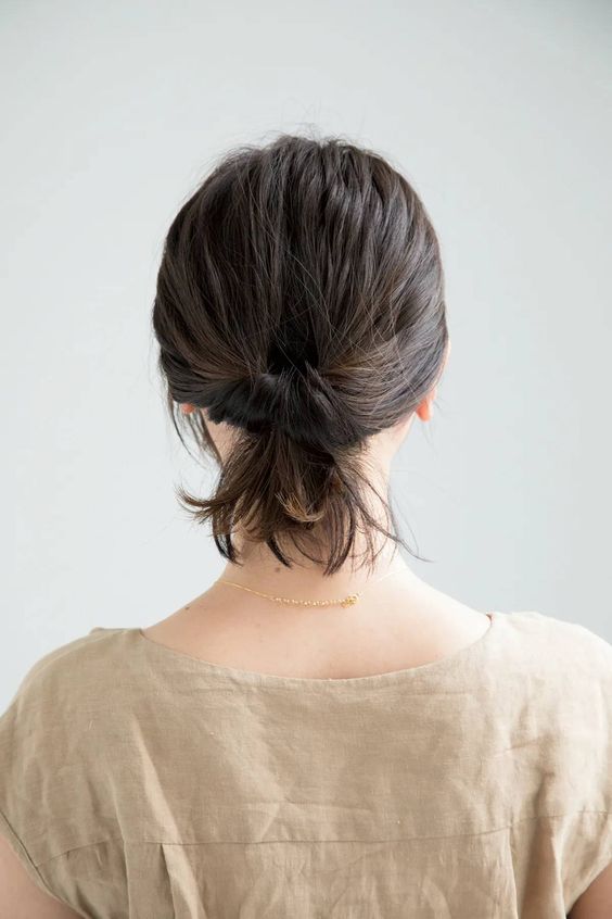 Bang Pull Back | 5 Flipped Ponytails - Babes In Hairland