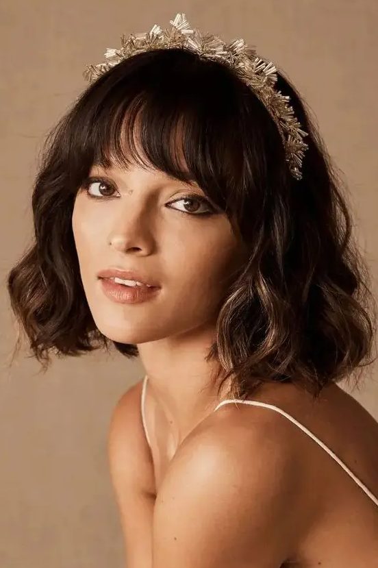 a dark wavy long bob with a lovely snowflake-inspired crown is a beautiful idea to rock