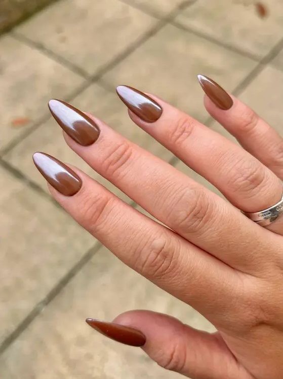 chrome brown nails, with an almond shape and long ones, will be great for a fall bridal look, they will add a touch of color