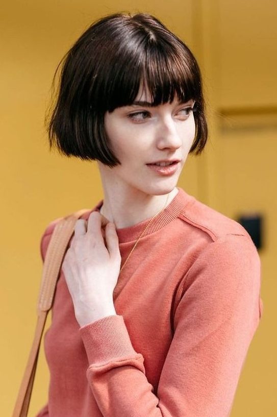 A brown ear length bob with classic bangs and a bit of texture is always a good solution and it's easy to style