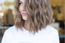 a lovely light brown wavy long bob with some highlights is a cool idea to wear any time, it’s always on top