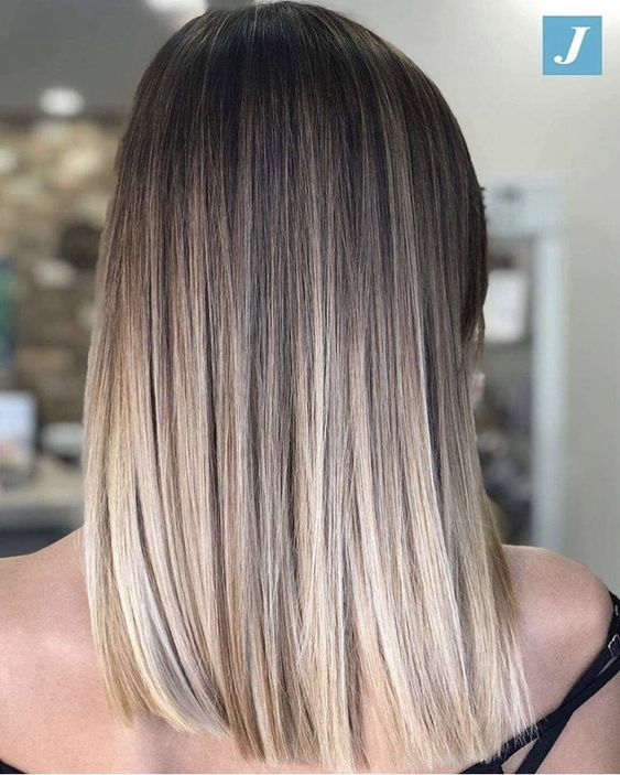 beautiful straight medium-length hair from brown to blonde is a catchy and stylish idea