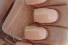 classy Peach Fuzz nails of a square shape are great for rocking in spring or summer