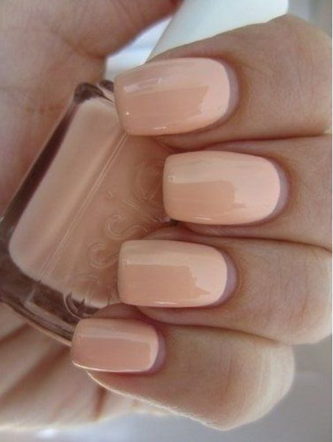 classy Peach Fuzz nails of a square shape are great for rocking in spring or summer