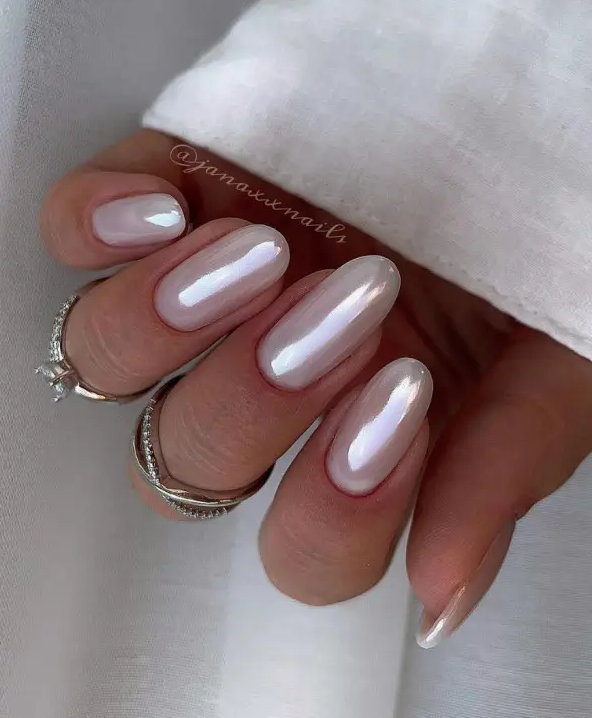 long coffin-shaped white glazed donut nails are perfect for almost any occasion, they look chic, shiny and dreamy