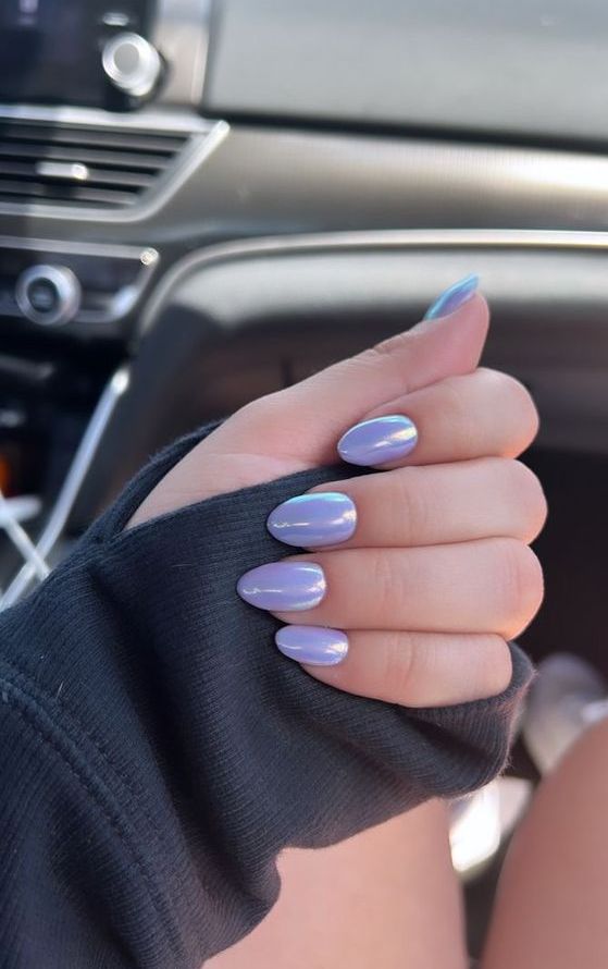 pastel blue chromatic nails are an amazing idea for a spring or summer outfit, they look cute and subtle