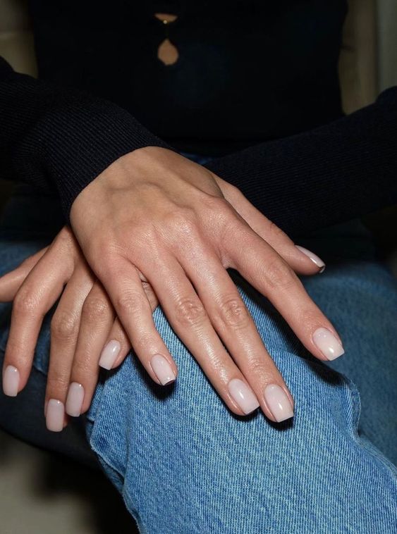 square milky nails are a veyr Old Money-like idea as they look elegant and delicate anytime