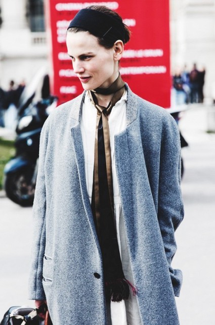 Picture Of Skinny Scarf Ideas To Rock This Fall 15