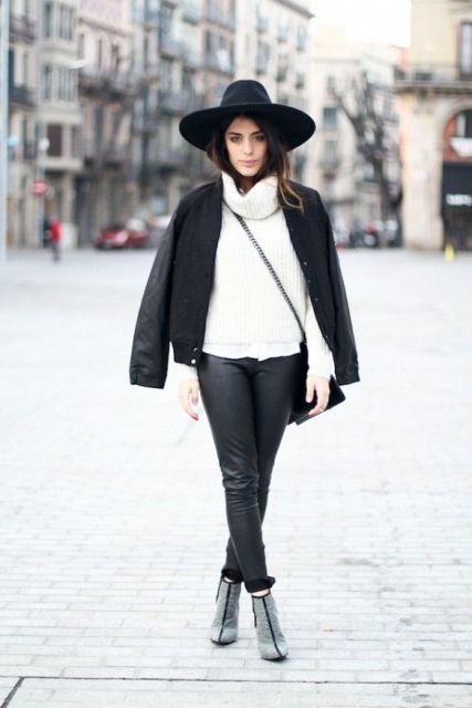 Trendy Fall Outfits With Wide Brim Hats