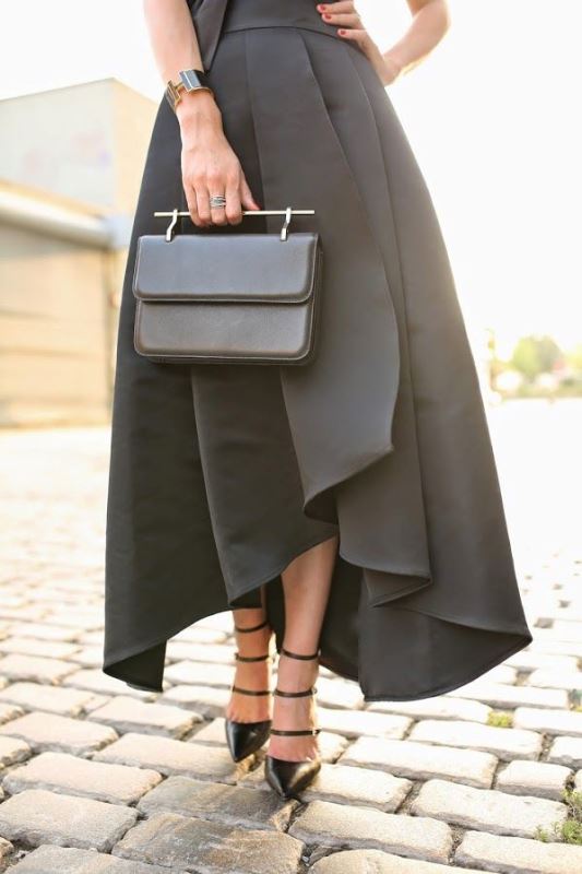 Refined and stylish structured handbags were dying over  13