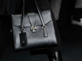 21-refined-and-stylish-structured-handbags-were-dying-over-5