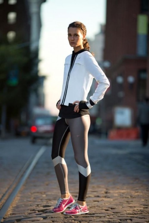 Stylish And Comfy Outfits Ideas For Running