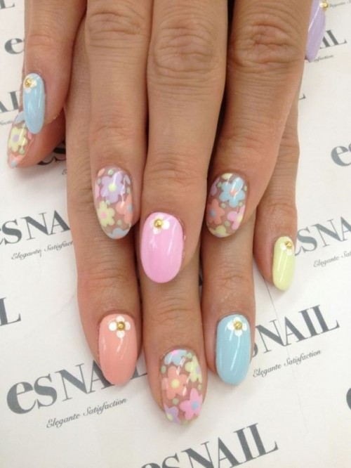 DIY Floral Gel Nails - Twist Me Pretty