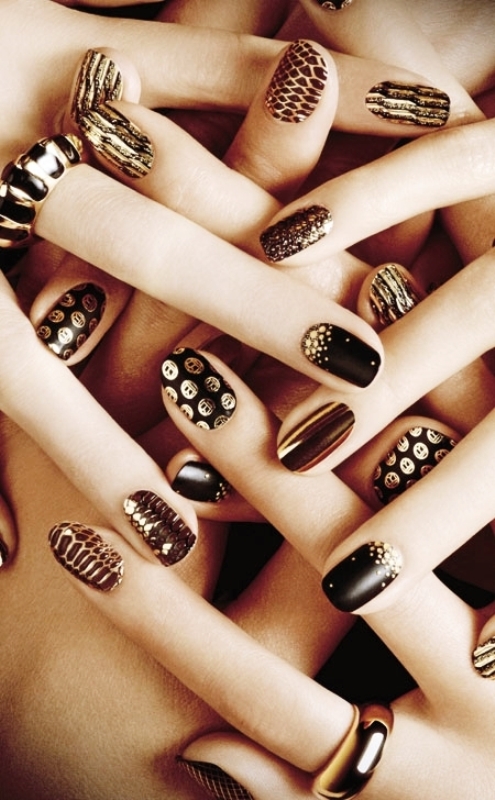 Picture Of pretty party nails ideas for this holiday season  1