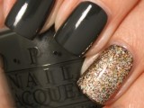 a stylish black manicure idea for a party