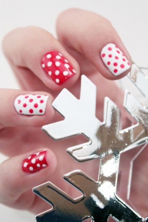 Pretty Party Nails Ideas For Christmas And New Year
